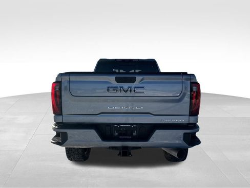 Used 2024 GMC Sierra 2500 Denali Ultimate image 20