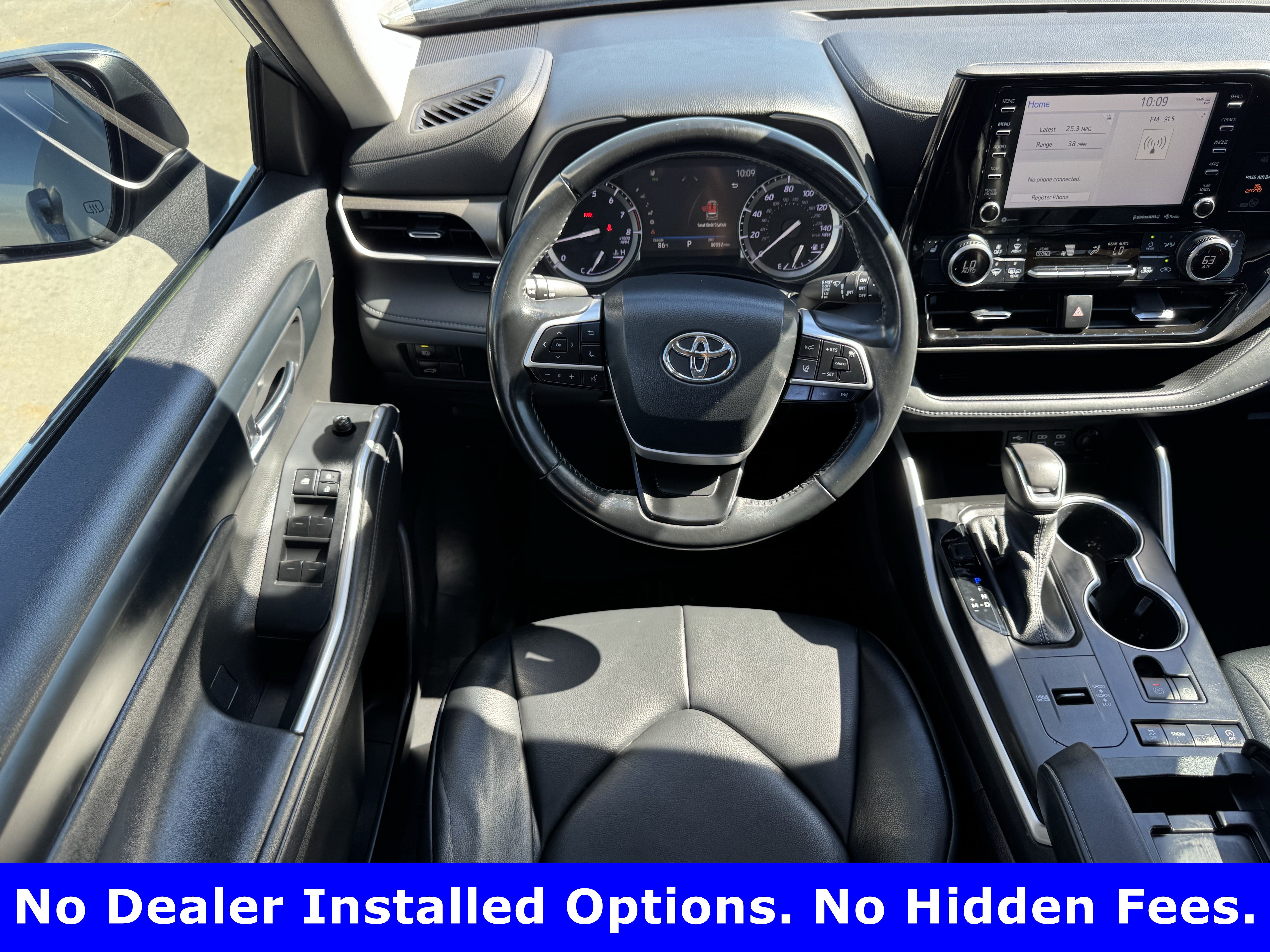 Used 2022 Toyota Highlander XLE FWD image 10