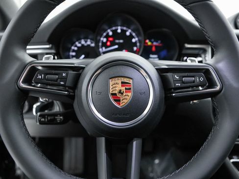 New 2026 Porsche Macan AWD/4WD image 14