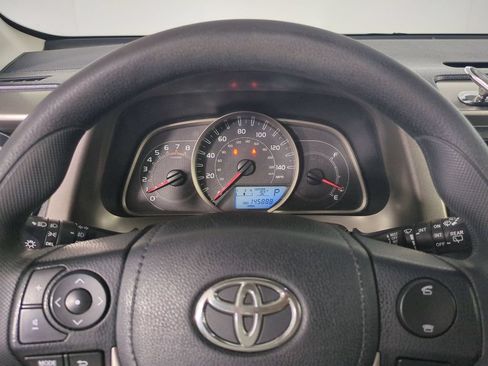 Used 2013 Toyota RAV4 XLE AWD/4WD image 32