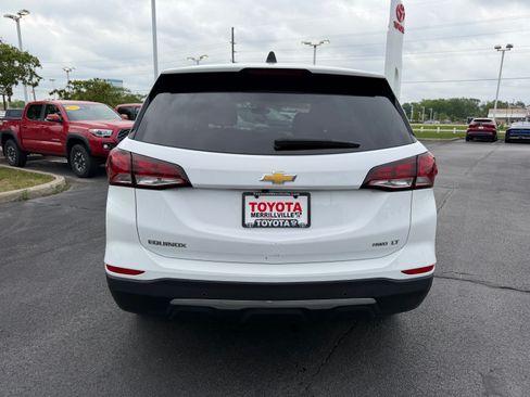 Used 2023 Chevrolet Equinox LT w/ Driver Convenience Package AWD/4WD image 6