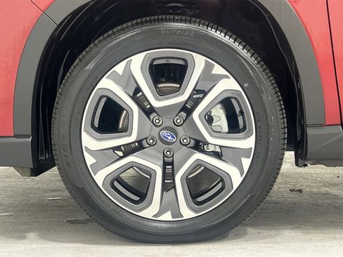 Used 2024 Subaru Ascent Limited w/ Technology Package image 10