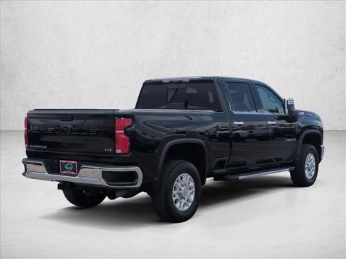 Certified 2024 Chevrolet Silverado 3500 LTZ w/ LTZ Convenience Package AWD/4WD image 6