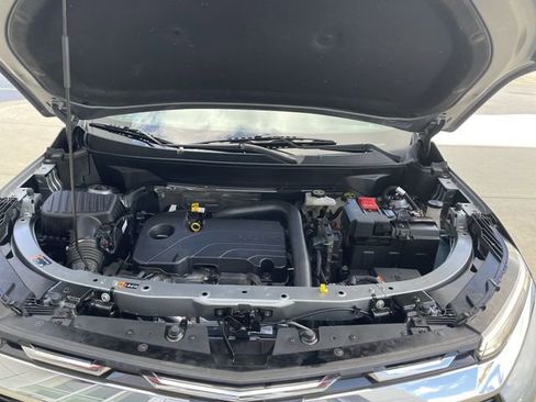 Used 2025 Chevrolet Equinox LT FWD image 42