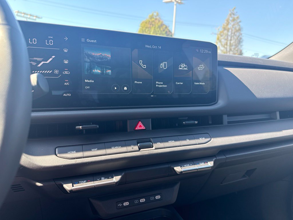 Used 2027 Kia Seltos X-Line S w/ X-Line S Premium Package AWD/4WD image 12