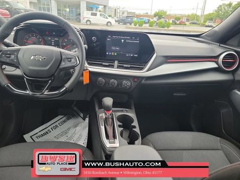 New 2026 Chevrolet Trax RS w/ Sunroof Package FWD image 10