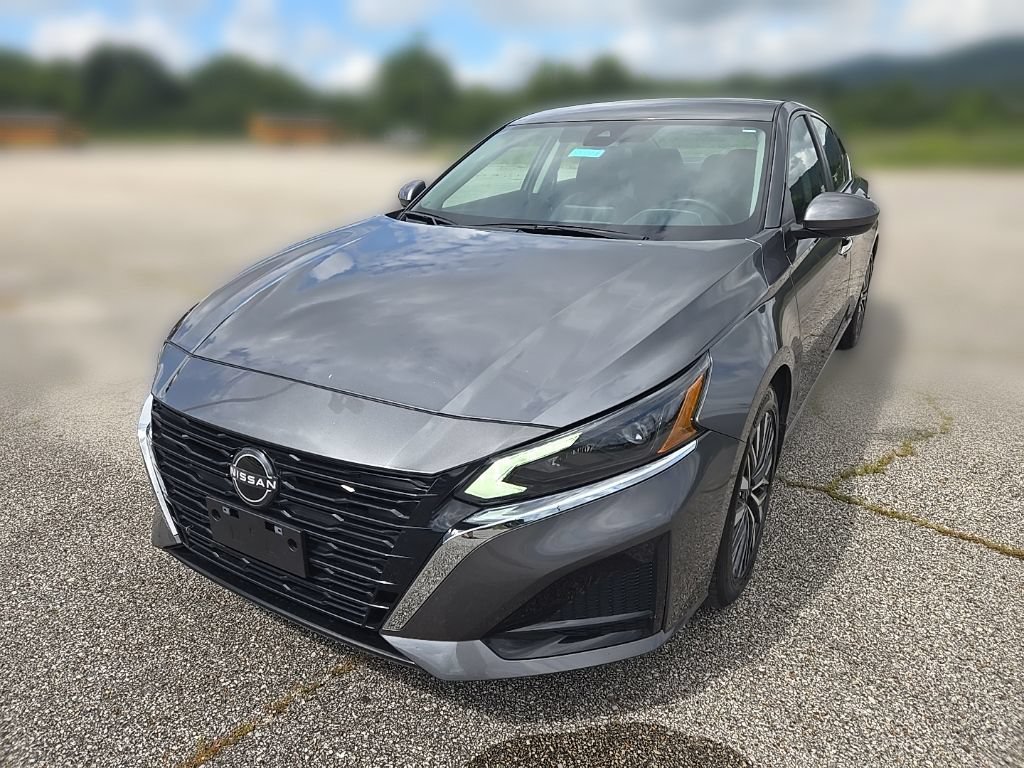 Used 2023 Nissan Altima 2.5 SV FWD image 9