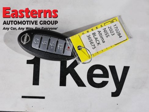 Used 2023 Nissan Altima 2.5 SV FWD image 25