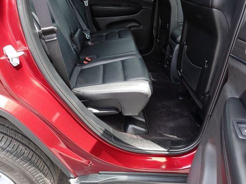 Used 2018 Jeep Grand Cherokee Limited AWD/4WD image 32