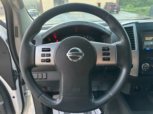 Used 2014 Nissan Xterra X image 20