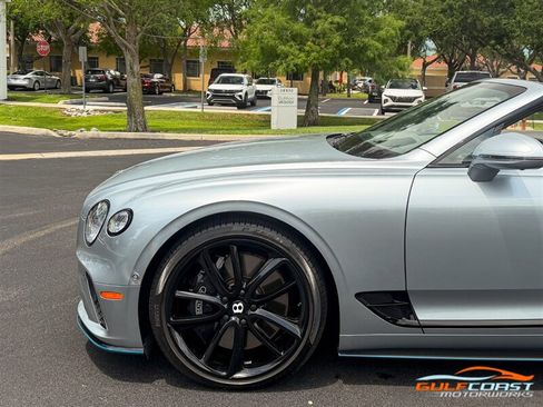 Used 2022 Bentley Continental GT AWD/4WD image 43