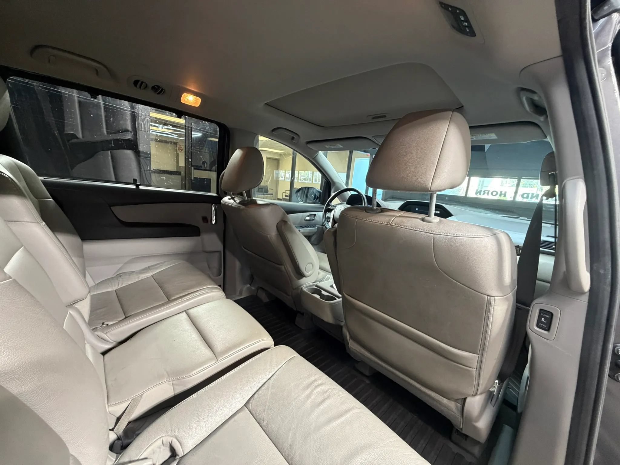 Used 2015 Honda Odyssey EX-L image 29