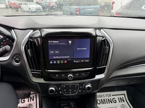 Used 2024 Chevrolet Traverse RS w/ LPO, Floor Liner Package AWD/4WD image 18