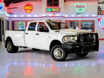 Used 2024 RAM 3500 Tradesman w/ Chrome Appearance Group