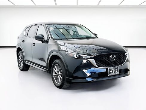 Used 2024 MAZDA CX-5 AWD 2.5 S w/ Preferred Package image 3