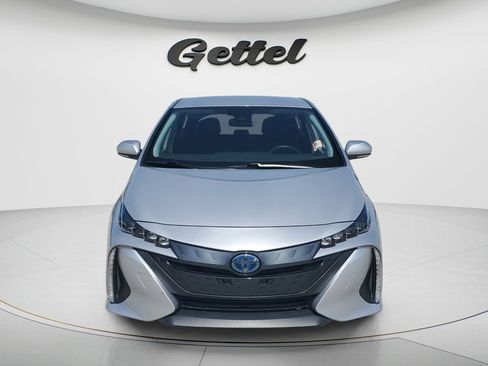 Certified 2021 Toyota Prius Prime LE FWD image 2