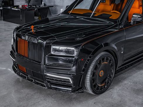 Used 2023 Rolls-Royce Cullinan AWD/4WD image 7