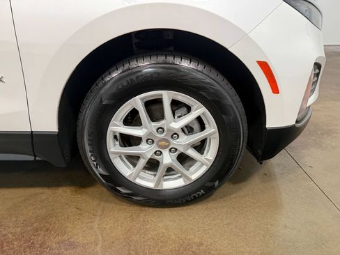 Used 2023 Chevrolet Equinox LT AWD/4WD image 90
