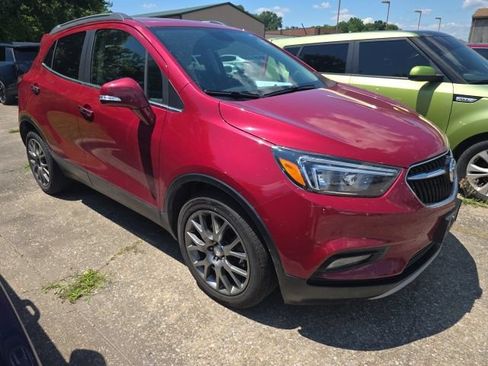 Used 2019 Buick Encore Sport Touring FWD image 5
