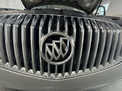 Used 2011 Buick Lucerne CXL FWD image 39
