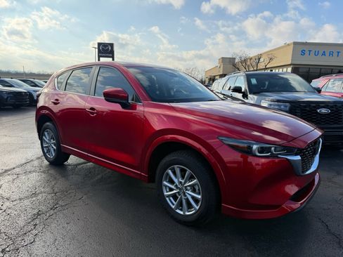 Used 2024 MAZDA CX-5 AWD 2.5 S w/ Preferred Package image 1