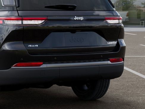 New 2026 Jeep Grand Cherokee Limited AWD/4WD image 13