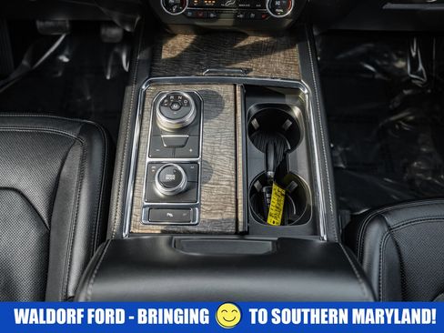 Used 2019 Ford Expedition Limited w/ Equipment Group 301A image 32