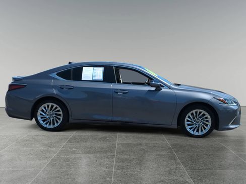 Used 2021 Lexus ES 350 w/ Accessory Package image 6