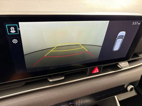 New 2026 Kia Carnival EX FWD image 35