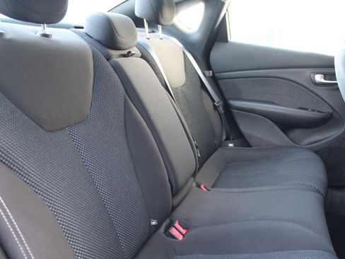 Used 2015 Dodge Dart SXT image 15