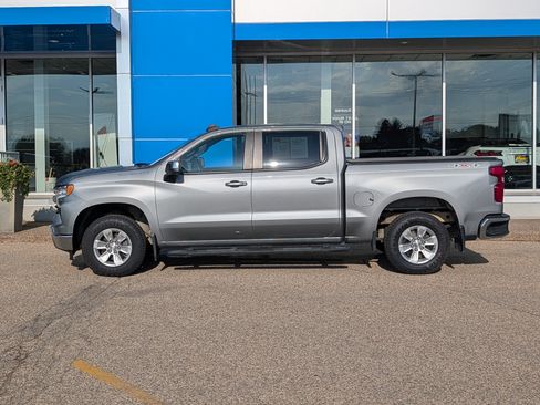 Used 2023 Chevrolet Silverado 1500 LT AWD/4WD image 5
