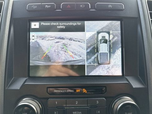 Used 2018 Ford F150 Raptor w/ Equipment Group 802A Luxury image 19