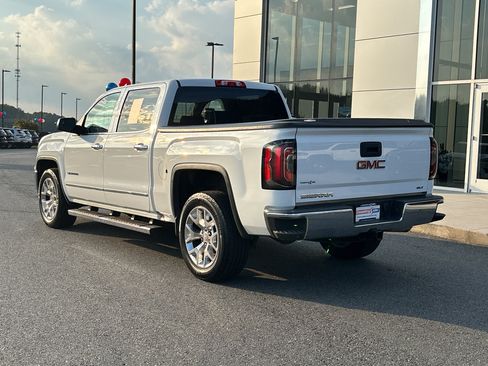 Used 2017 GMC Sierra 1500 SLT w/ SLT Premium Package RWD image 7
