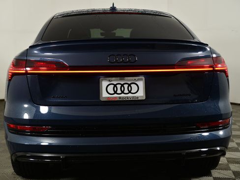 Used 2023 Audi e-tron Premium w/ Convenience Plus Package image 10