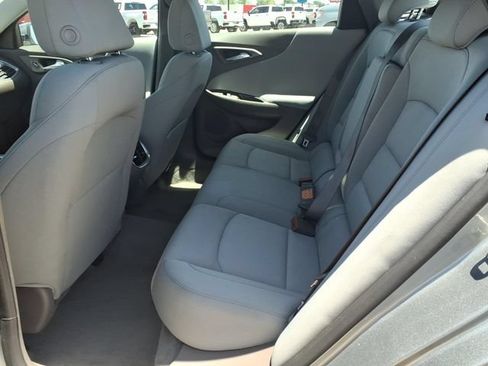 Used 2024 Chevrolet Malibu LT FWD image 12