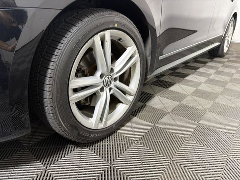 Used 2014 Volkswagen Passat TDI SE FWD image 27