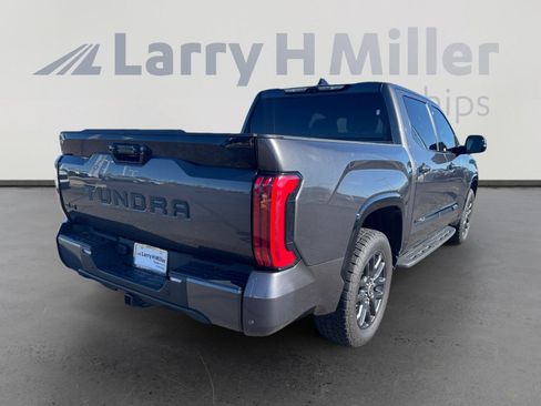 Used 2023 Toyota Tundra Platinum image 5