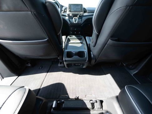 Used 2024 Honda Odyssey Elite image 22