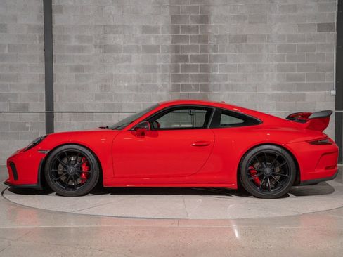 Used 2018 Porsche 911 GT3 RWD image 4
