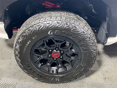 Used 2025 Toyota Tacoma TRD Pro image 27