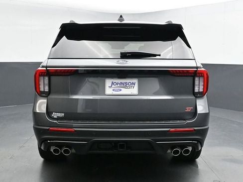 New 2026 Ford Explorer ST image 10