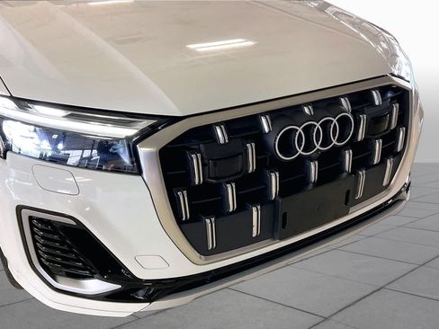 Used 2025 Audi Q7 3.0T Premium Plus AWD/4WD image 31