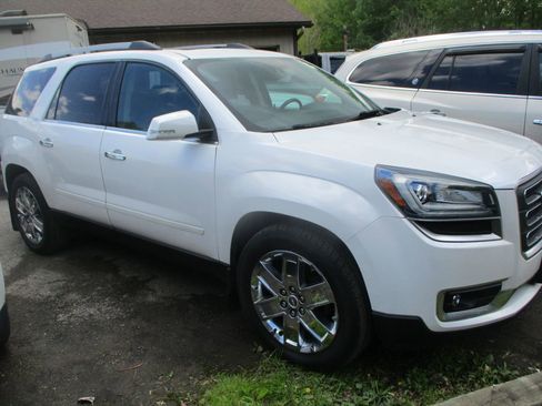 Used 2017 GMC Acadia Limited SLT AWD/4WD image 1