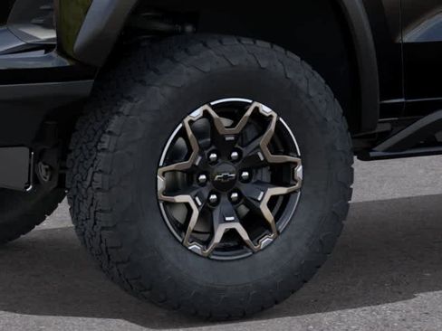 New 2026 Chevrolet Colorado ZR2 w/ Technology Package image 9