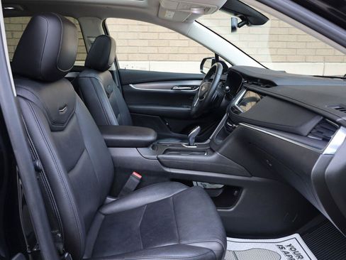 Used 2019 Cadillac XT5 Luxury FWD image 27