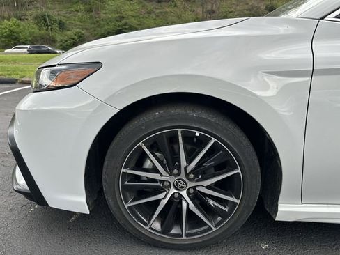 Used 2023 Toyota Camry SE FWD image 21