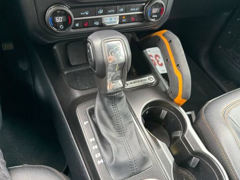 Used 2023 Ford Bronco Badlands AWD/4WD image 19