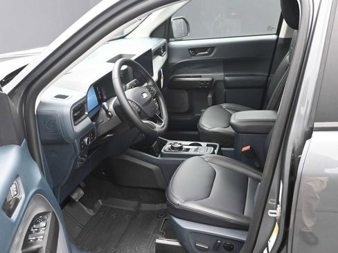 New 2026 Ford Maverick Lariat w/ Black Appearance Package image 14