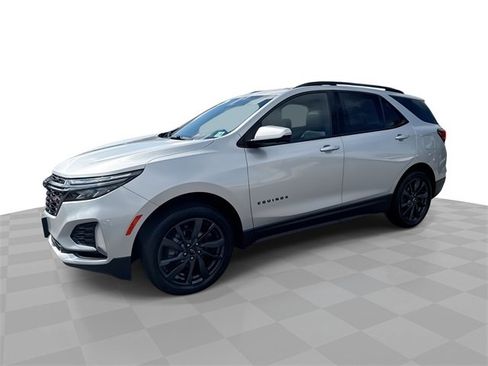 Used 2022 Chevrolet Equinox RS w/ RS Leather Package image 1