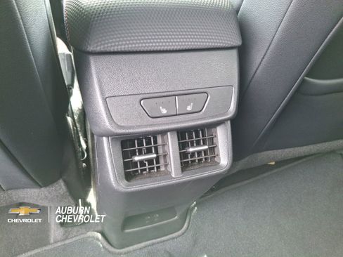 Used 2025 Chevrolet Equinox RS w/ Convenience Package III image 13